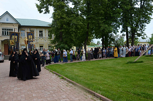 В Свято-Троицком Александро-Невском монастыре в с. Акатове состоялось празднование иконы Божией Матери «Скоропослушница»