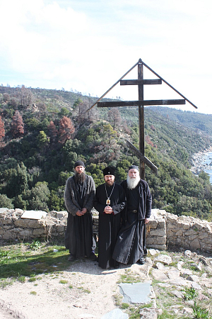 Председатель ОВЦС митрополит Волоколамский Иларион прибыл на Афон