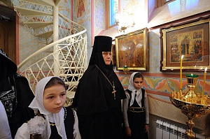 В день памяти свв. блгвв. кн. Петра и Февронии Муромских  в Покровском монастыре состоялся престольный праздник