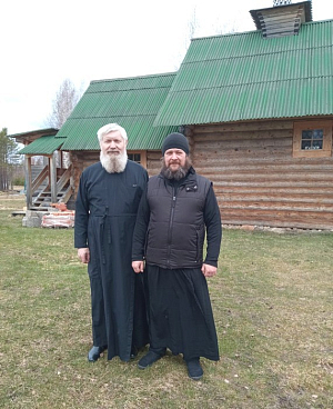 Руководитель архитектурно-строительной комиссии Череповецкой епархии посетил Евфросино-Синозерскую пустынь