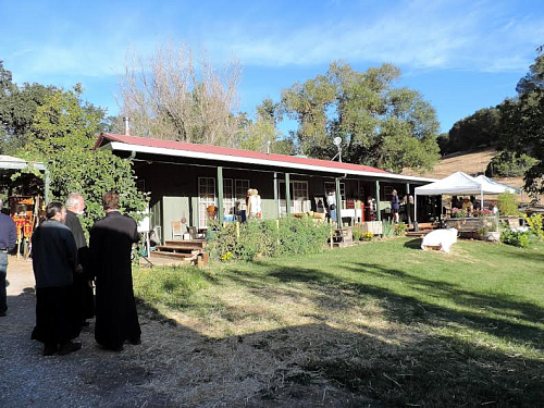 Свято-Силуановский мужской монастырь в  поселке  Сонора, Западно-Американской епархии