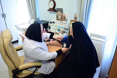 В медицинском пункте монастыря