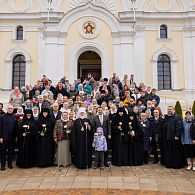 В праздник святых жен-мироносиц Патриарший наместник Московской митрополии совершил Литургию в Никитском монастыре Каширы