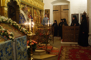 Архиепископ Феогност совершил Литургию в Богородице-Рождественском монастыре