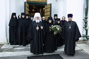 Митрополит Сергий отслужил Литургию в Толшевском Спасо-Преображенском монастыре Воронежской епархии