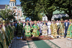 В день своего тезоименитства Блаженнейший митрополит  Онуфрий совершил Литургию в Киево-Печерской лавре