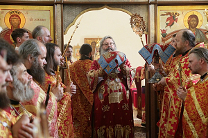 Митрополит Кирилл совершил Литургию в монастыре во имя Новомучеников и исповедников Церкви Русской г. Алапаевска