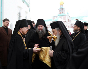 Блаженнейший Патриарх Иерусалимский Феофил III посетил Воскресенский Ново-Иерусалимский монастырь