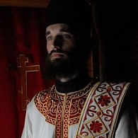 «Если кто не вернул тебе рубашку, ты должен отдать ему и свое пальто»