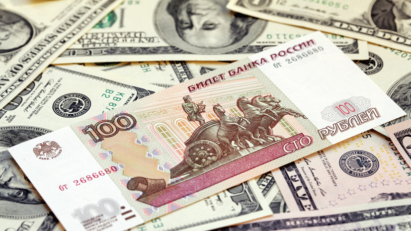 Глава ВТБ спрогнозировал сохранение курса доллара на уровне 100 рублей