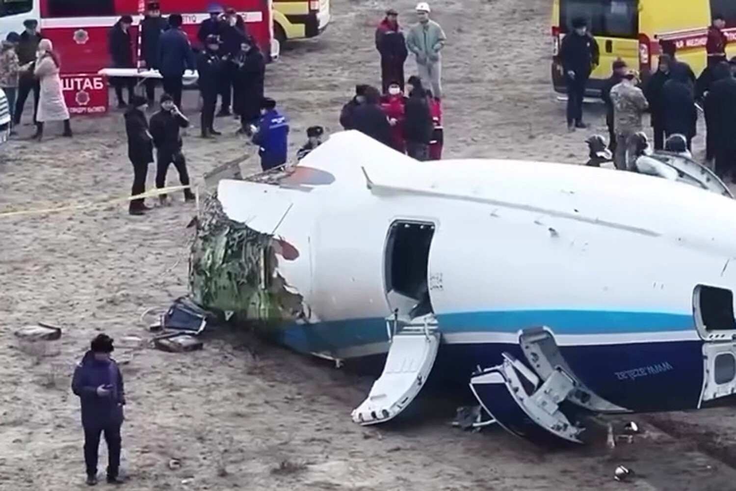 Трагедия в небе: расследование крушения AZAL получило неожиданный поворот f8a17947-2881-4fb4-ba7f-64cb089dfa3d-67c5e7b7