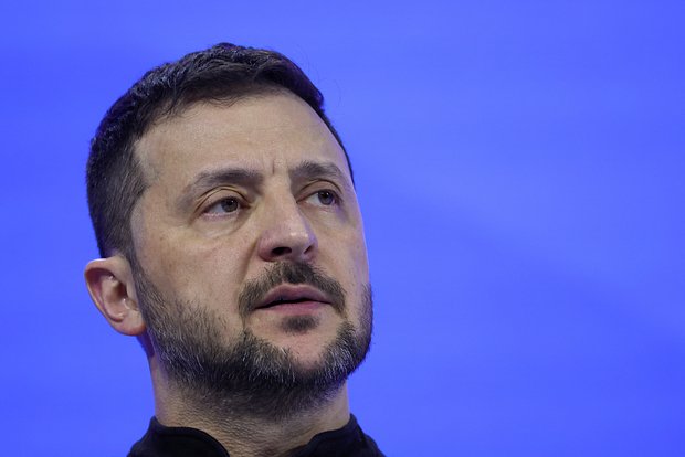 Депутат Госдумы шокировал жестким заявлением в адрес Зеленского cd47a728-a595-46c2-97d3-ad0871e8b92b-67ea0a45