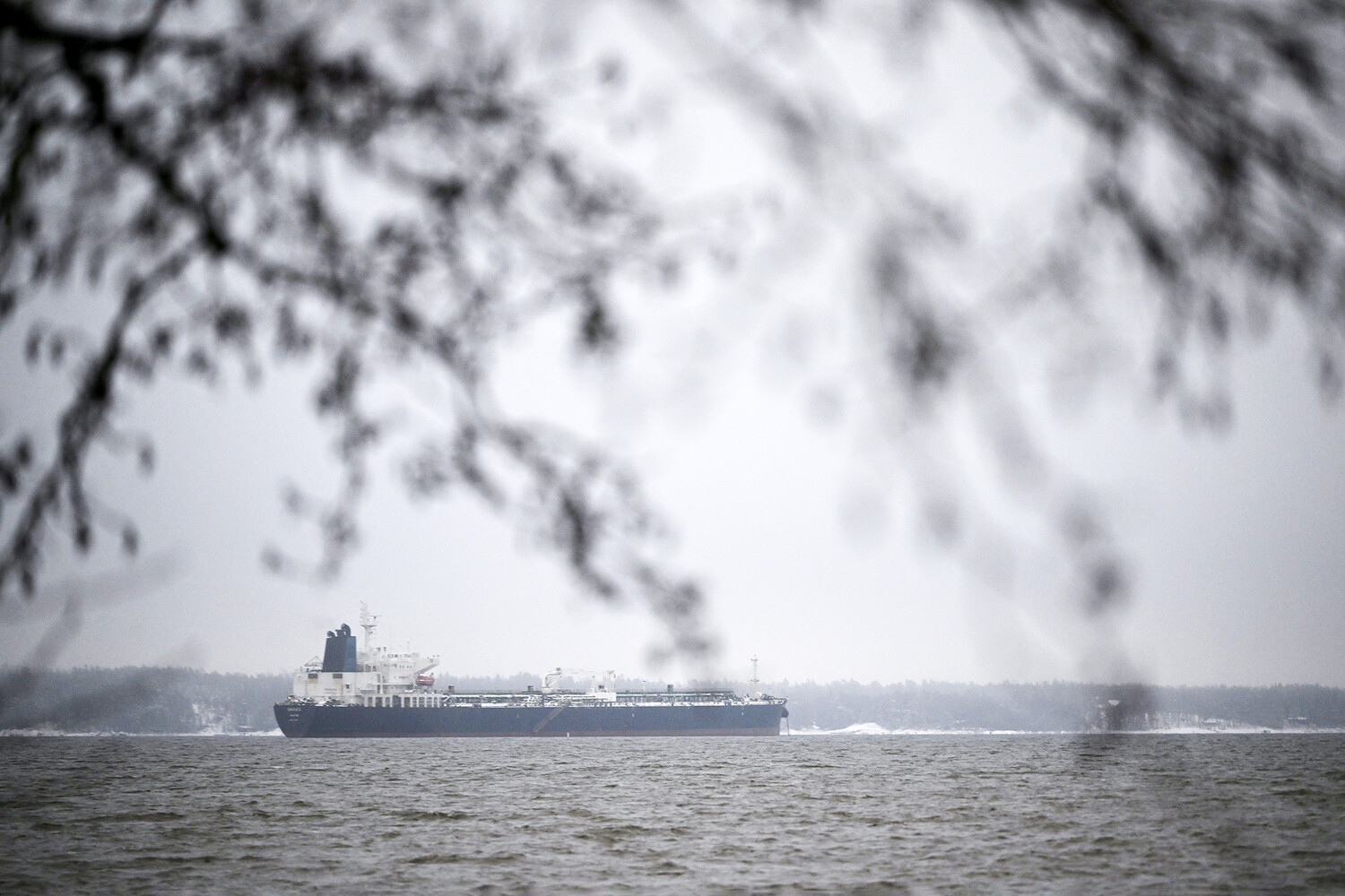 Танкеры с российской нефтью ожидают новых логистических решений f483bbac-1515-4b19-8126-0bbc9d8569a7-67d98f49