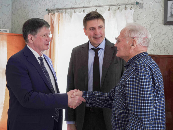 5daf47cc-c5b0-4337-a478-a9779812e5d4-68027f8a