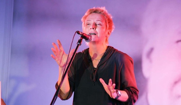 Группа "Сурганова и оркестр" выступила в пункте отбора на контрактную службу в Москве