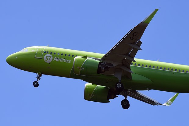 Экипаж S7 Airlines совершил оперативную посадку для спасения пассажира d327307a-08f5-435a-a689-66c6a3400638-67f6d687