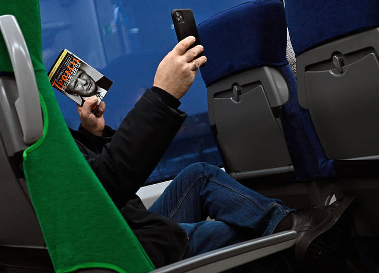 fef35208-dd66-4e89-9dc8-b2b8c89bef70-680789bd