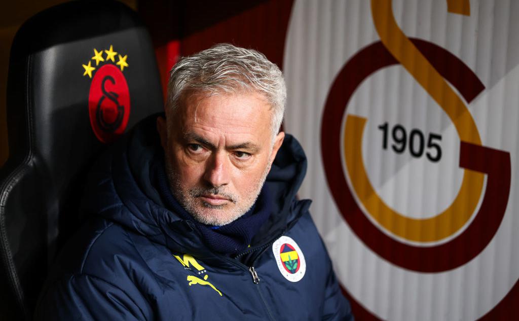 galatasaraj obyavil o zashhite reputaczii tureczkogo futbola-t-nw-ru-174047641100-0