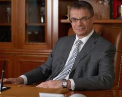 Александр Медведев поддержал ФК Зенит после матча против Спартака в РПЛ Москвы aleksandr medvedev podderzhal fk zenit posle matcha protiv spartaka v rpl moskvy-t-nw-ru-174293669400-0