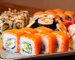 dietolog elena ustinova iz smkliniki o vliyanii rollov na nabor vesa-t-nw-ru-174327303100-0