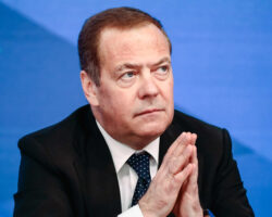 Дмитрий Медведев видит потенциал для обновления Франции в эпоху перемен dmitrij medvedev vidit potenczial dlya obnovleniya franczii v epohu peremen-t-nw-ru-174344434700-0