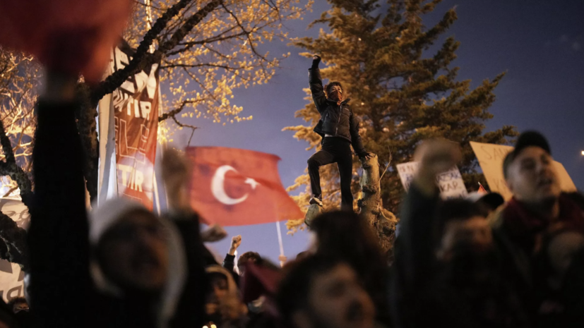 Арестованный мэр Стамбула получил 14,8 млн голосов на праймериз оппозиции