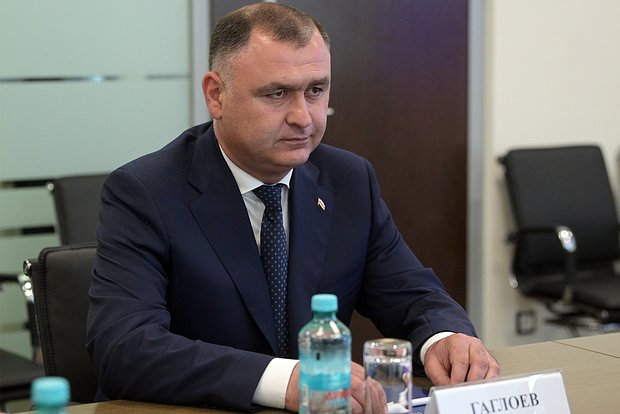 ekstrennaya gospitalizacziya lidera yuzhnoj osetii-t-nw-ru-174128203800-0