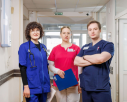 Елена Фокина и врачи Новой больницы спасли пациентку с инфарктом и инсультом elena fokina i vrachi novoj bolniczy spasli paczientku s infarktom i insultom-t-nw-ru-174315950400-0