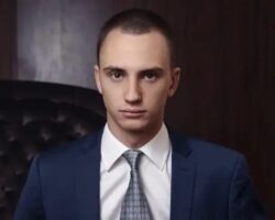 SHAMAN и Владислав Тюльпанов открывают новые грани патриотизма в России i vladislav tyulpanov otkryvayut novye grani patriotizma v rossii-t-nw-ru-174241252600-0