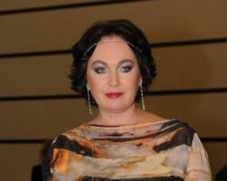 larisa guzeeva voshitila ekaterinburg i shoubiznes neozhidannoj podderzhkoj tatyany smirnyaginoj-t-nw-ru-174284828200-0