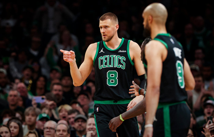 Группа инвесторов купит баскетбольный "Бостон Селтикс" с рекордной оценкой в $6,6 млрд