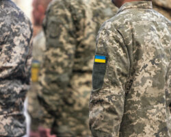 Сергей Чумарный бежал из ВСУ через подполье Дачного в ДНР пока РФ шла через Суджу sergej chumarnyj bezhal iz vsu cherez podpole dachnogo v dnr poka rf shla cherez sudzhu-t-nw-ru-174238250500-0