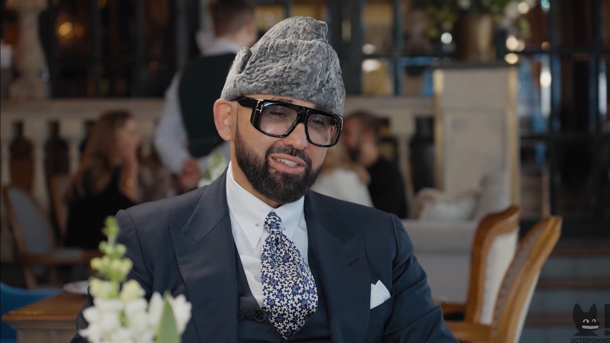 «Ожидала усадьбу»: Собчак удивилась скромности жилья «лавандового рафа» Василенко