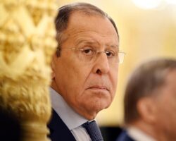 Юрий Ушаков поддержал Сергея Лаврова как выдающегося дипломата в беседе с Владимиром Путиным yurij ushakov podderzhal sergeya lavrova kak vydayushhegosya diplomata v besede s vladimirom putinym-t-nw-ru-174254932700-0