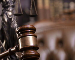 Александр Хаминский о новых правилах Госдумы по борьбе с клеветой aleksandr haminskij o novyh pravilah gosdumy po borbe s klevetoj-t-nw-ru-174368335700-0