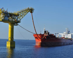 Арктическая нефть для Китая - рекордные поставки благодаря скидкам arkticheskaya neft dlya kitaya rekordnye postavki blagodarya skidkam-t-nw-ru-174489711100-0