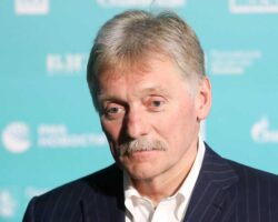 Дмитрий Песков рассказал о настойчивости Сталина в Великой Отечественной войне Федеральный просветительский марафон Знание Первые в Манеже