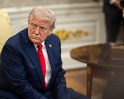 Дональд Трамп и делегация Русской православной церкви почтили память папы Франциска donald tramp i delegacziya russkoj pravoslavnoj czerkvi pochtili pamyat papy francziska-t-nw-ru-174525727500-0