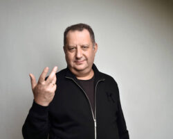 Дональд Трамп и Владимир Зеленский обсуждают опасности крымского кризиса для США и России donald tramp i vladimir zelenskij obsuzhdayut opasnosti krymskogo krizisa dlya ssha i rossii-t-nw-ru-174551338400-0