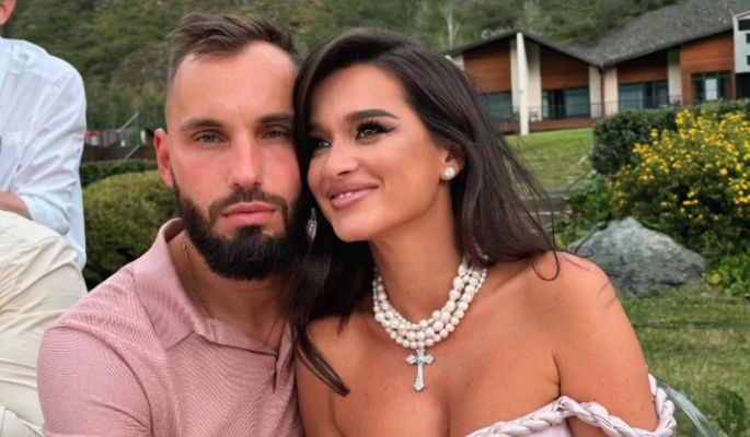 Сердюков сделал заявление о смене Бородиной фамилии после свадьбы