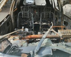 mchs primorya operativno likvidirovalo vozgoranie avtomobilya v nahodke-t-nw-ru-174354004600-0