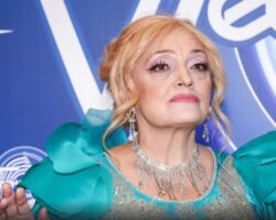 Надежда Кадышева и ансамбль «Золотое кольцо» зажигают сердца поклонников nadezhda kadysheva i ansambl zolotoe kolczo zazhigayut serdcza poklonnikov-t-nw-ru-174553117500-0