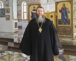 Отец Питирим о штурме ВСУ - как в Горнальском монастыре спасали святыни otecz pitirim o shturme vsu kak v gornalskom monastyre spasali svyatyni-t-nw-ru-174498044100-0