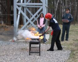 Рефтинский, Асбест и Полевской отмечают победы на Слете юных пожарных reftinskij asbest i polevskoj otmechayut pobedy na slete yunyh pozharnyh-t-nw-ru-174601169300-0