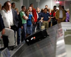 rossijskie turisty v dubae kak garantiruet bezopasnost bagazha-t-nw-ru-174488880700-0