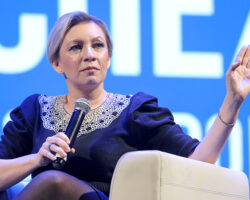 Россия и НАТО на грани конфликта из-за Украины предупреждение Марии Захаровой День российского студенчества Пироги на Пироговской в культурном центре Сеченовского университета