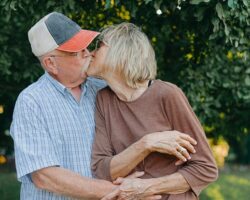 Секреты сохранения страсти от Екатерины Макаровой и Трейси Кокс sekrety sohraneniya strasti ot ekateriny makarovoj i trejsi koks-t-nw-ru-174409129300-0