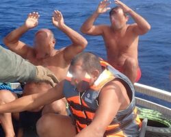 Успешный перехват субмарины с кокаином у Азорских островов и берегов Испании uspeshnyj perehvat submariny s kokainom u azorskih ostrovov i beregov ispanii-t-nw-ru-174358636000-0