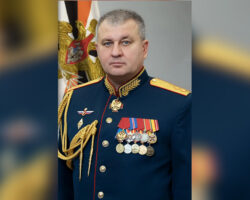 Вадим Шамарин - Суд и Минобороны решают отправку экс-генерала на СВО vadim shamarin sud i minoborony reshayut otpravku eksgenerala na svo-t-nw-ru-174488900400-0