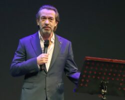 Владимир Машков и Московский театр Табакова стали жертвами санкций ЕС vladimir mashkov i moskovskij teatr tabakova stali zhertvami sankczij es-t-nw-ru-174588536300-0